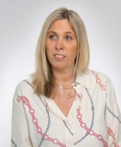 Headshot of Claire Armspach